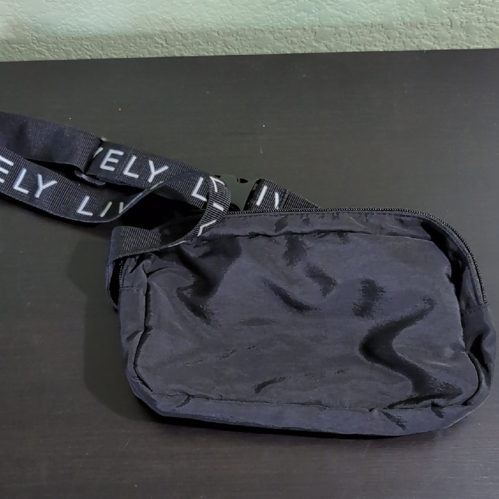 Lively Black Belt Bag with Adjustable Strap